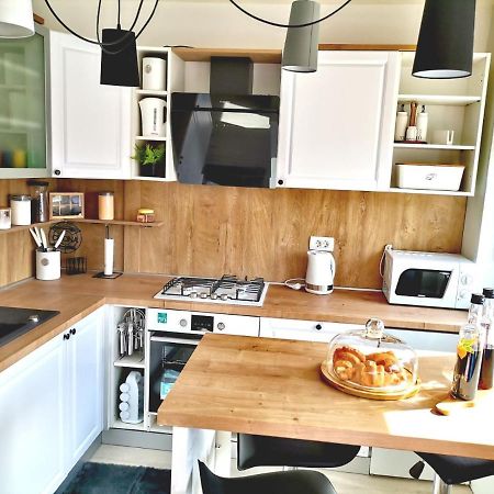 Apartman Anamaria Ґоспич Екстер'єр фото